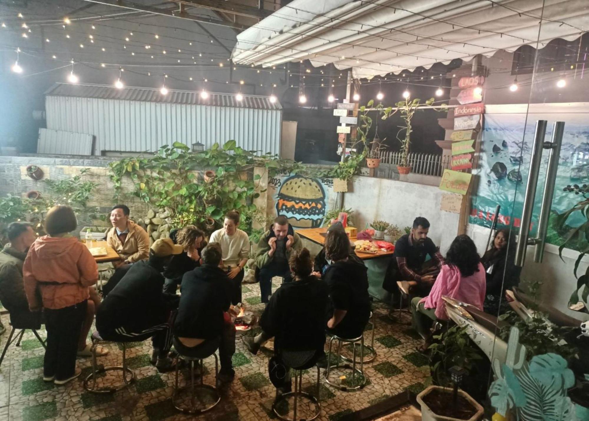 Ha Long Fancy Hostel With Vegetarian And Vegan Restaurant Экстерьер фото